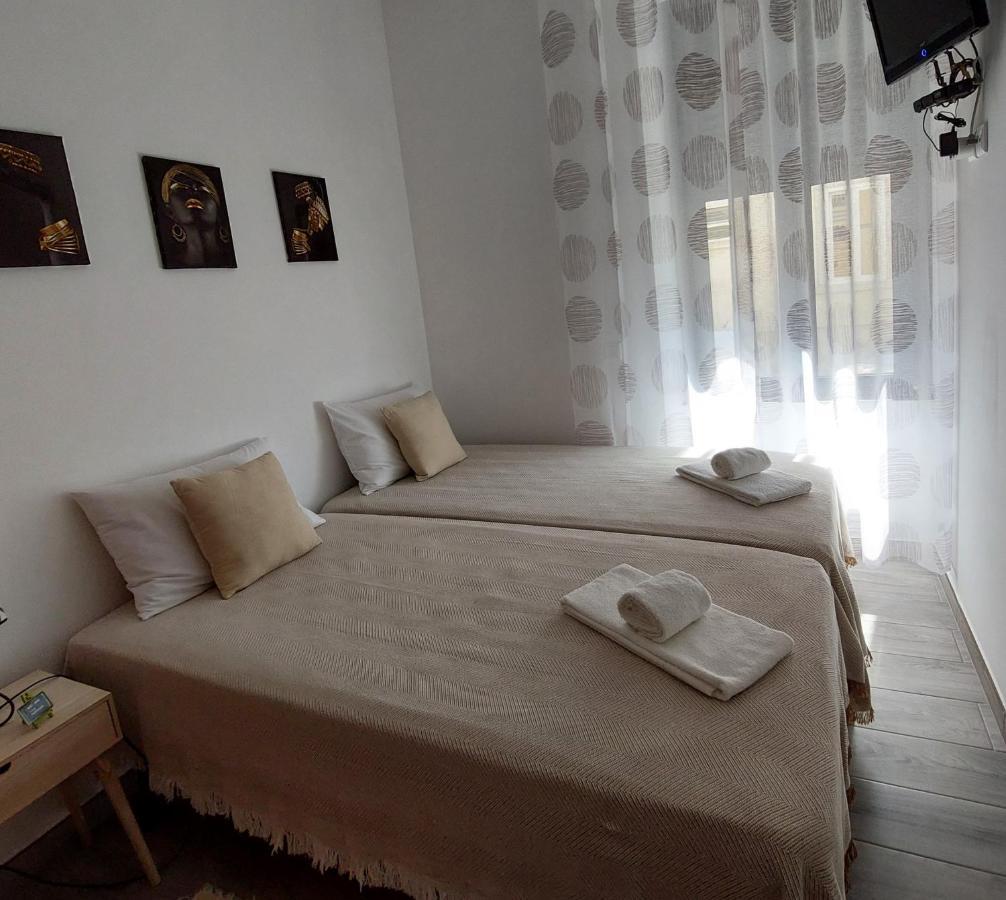 Casa Amarela: Conforto E Localizacao Perfeita! Distrikt Distrikt Faro Exterior foto