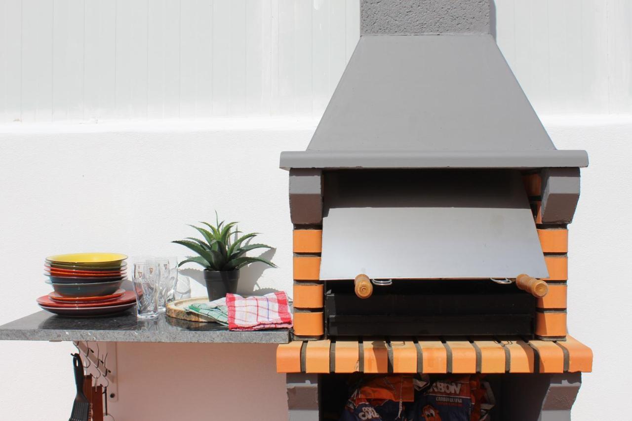 Casa Amarela: Conforto E Localizacao Perfeita! Distrikt Distrikt Faro Exterior foto