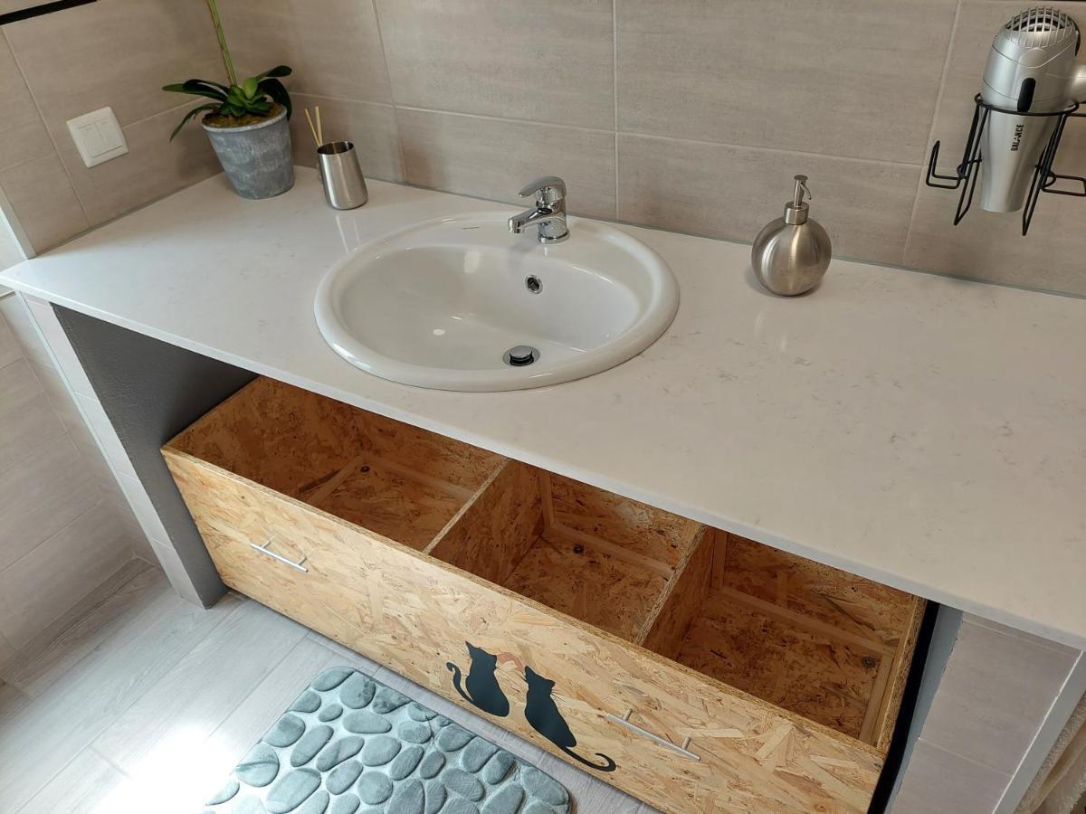 Casa Amarela: Conforto E Localizacao Perfeita! Distrikt Distrikt Faro Exterior foto
